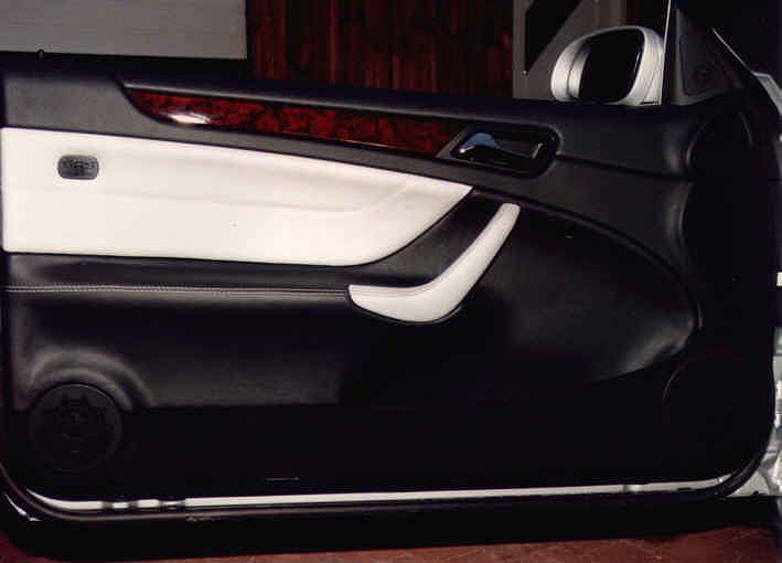 Mercedes CLK Typ C208 Innenausstattung Tuerverkleidung
