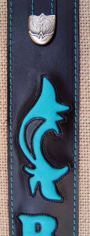 Gitarrengurt Blankleder bestickt