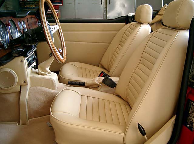 Triumph TR6 C Innenausstattung Fahrersitz