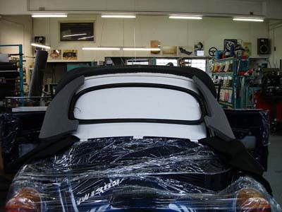 VW 1303 Verdeck Fensterrahmen