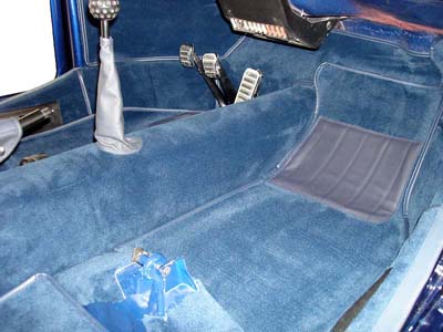 VW 1303 Teppich-Ausstattung